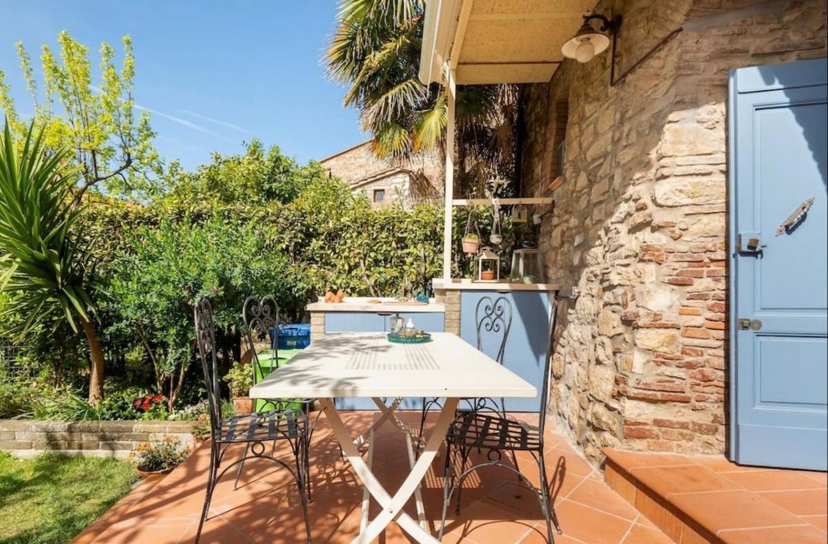 فيلا La Casa Nel Castello E Il Giardino Segreto سوفيريتو المظهر الخارجي الصورة